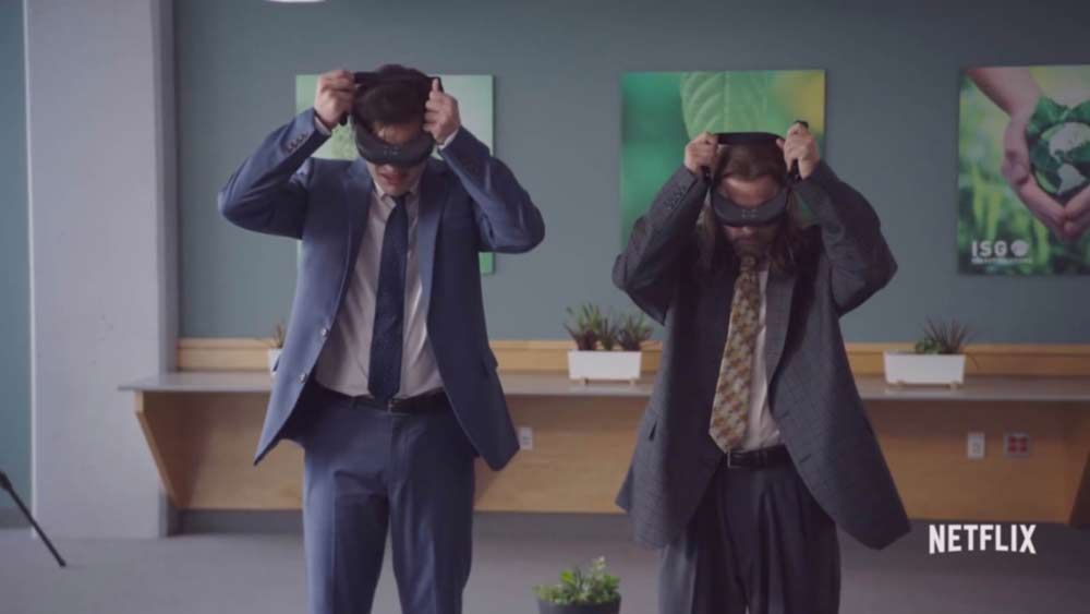 Fürs Bewerbungsgespräch wird schnell die VR-Brille übergestülpt…